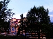 İcarəyə verilir 7 otaqlı 250 m2 villa Quba