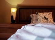 İcarəyə verilir 2 otaqlı 70 m2 köhnə tikili Azneft meydanı