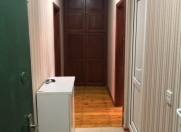 İcarəyə verilir 2 otaqlı 60 m2 köhnə tikili Memar Əcəmi m.