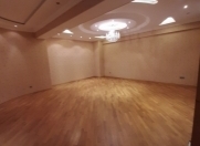 Satılır 3 otaqlı 150 m2 yeni tikili 9 mkr