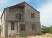 Satılır 4 otaqlı 200 m2 həyət evi Novxanı