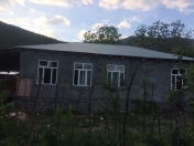 Satılır 3 otaqlı 96 m2 həyət evi Qax