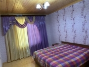 İcarəyə verilir 4 otaqlı 240 m2 bağ evi Qəbələ