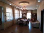 Satılır 6 otaqlı 175 m2 həyət evi Hövsan