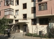 Satılır 2 otaqlı 45 m2 köhnə tikili 4 mkr