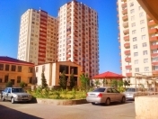 Satılır 2 otaqlı 70 m2 yeni tikili Azadlıq prospekti m.