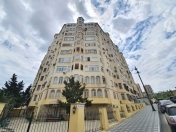 İcarəyə verilir 4 otaqlı 180 m2 yeni tikili Caspian Plaza