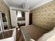 Satılır 4 otaqlı 90 m2 köhnə tikili Gəncə