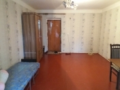 İcarəyə verilir 1 otaqlı 20 m2 köhnə tikili Qara Qarayev m.