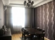 Satılır 2 otaqlı 90 m2 yeni tikili Bakıxanov