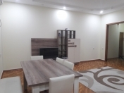 Satılır 3 otaqlı 82 m2 yeni tikili 28 May m.