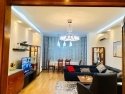 Satılır 4 otaqlı 180 m2 yeni tikili 28 May m.