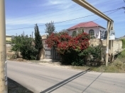 Satılır 4 otaqlı 400 m2 həyət evi Savalan