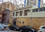 Satılır 6 otaqlı 210 m2 obyekt 28 May m.