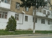 Satılır 3 otaqlı 100 m2 köhnə tikili Heydər Əliyev Mərkəzi