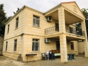İcarəyə verilir 5 otaqlı 300 m2 bağ evi Abşeron r.