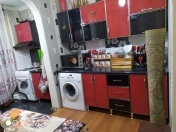 Satılır 2 otaqlı 60 m2 köhnə tikili Bakıxanov
