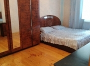 İcarəyə verilir 3 otaqlı 80 m2 köhnə tikili Xalqlar Dostluğu m.