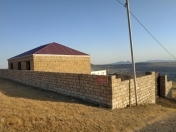 Satılır 6 otaqlı 300 m2 həyət evi Qobu