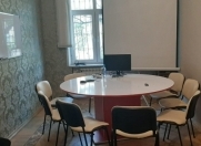 İcarəyə verilir 1 otaqlı 25 m2 ofis Bakı Dövlət Universiteti