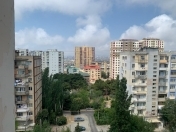 Satılır 4 otaqlı 100 m2 köhnə tikili Ukrayna dairəsi