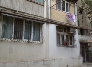 İcarəyə verilir 2 otaqlı 35 m2 köhnə tikili İzmir parkı