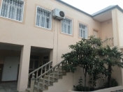 Satılır 5 otaqlı 170 m2 bağ evi Abşeron r.