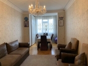 Satılır 3 otaqlı 90 m2 köhnə tikili Nizami m.