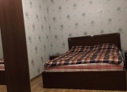 İcarəyə verilir 4 otaqlı 125 m2 köhnə tikili İnşaatçılar m.