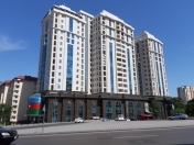 Satılır 4 otaqlı 162 m2 yeni tikili Elmlər Akademiyası m.