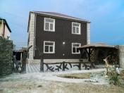 Satılır 6 otaqlı 240 m2 həyət evi Ramana