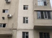 İcarəyə verilir 4 otaqlı 125 m2 köhnə tikili İnşaatçılar m.