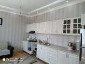 Satılır 7 otaqlı 360 m2 həyət evi Mehdiabad