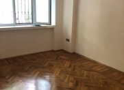 İcarəyə verilir 2 otaqlı 50 m2 köhnə tikili Koala parkı