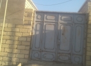 Satılır 3 otaqlı 200 m2 həyət evi Çiçək