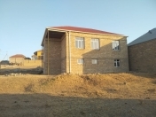Satılır 4 otaqlı 200 m2 həyət evi Atyalı