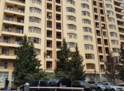 Satılır 4 otaqlı 182 m2 yeni tikili 28 May m.