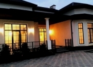 Satılır 4 otaqlı 100 m2 həyət evi Novxanı