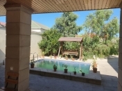 İcarəyə verilir 3 otaqlı 100 m2 villa Buzovna