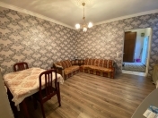 İcarəyə verilir 2 otaqlı 55 m2 köhnə tikili 6-cı parallel