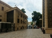 İcarəyə verilir 7 otaqlı 285 m2 ofis Səbail r.
