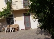 Satılır 6 otaqlı 220 m2 həyət evi Qaraçuxur