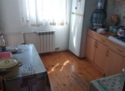 Satılır 3 otaqlı 60 m2 köhnə tikili Flame Towers