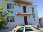 Satılır 6 otaqlı 320 m2 həyət evi Ramana