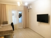 Satılır 3 otaqlı 85 m2 köhnə tikili 6 mkr