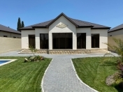 Satılır 4 otaqlı 170 m2 bağ evi Mərdəkan