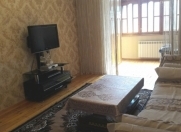 Satılır 3 otaqlı 70 m2 köhnə tikili Hyatt Regency