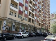 Satılır 3 otaqlı 125 m2 yeni tikili Nizami m.