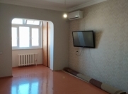 Satılır 3 otaqlı 80 m2 köhnə tikili Heydər Məscidi