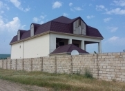 Satılır 6 otaqlı 600 m2 həyət evi Novxanı